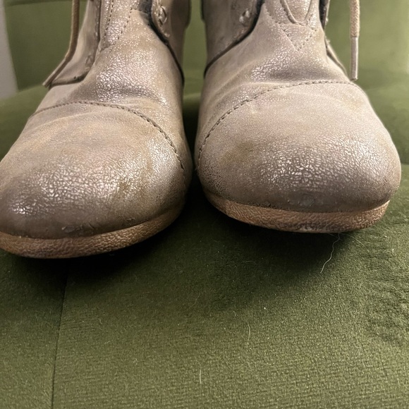 Toms Desert Wedge Metallic Bootie - Picture 4 of 6